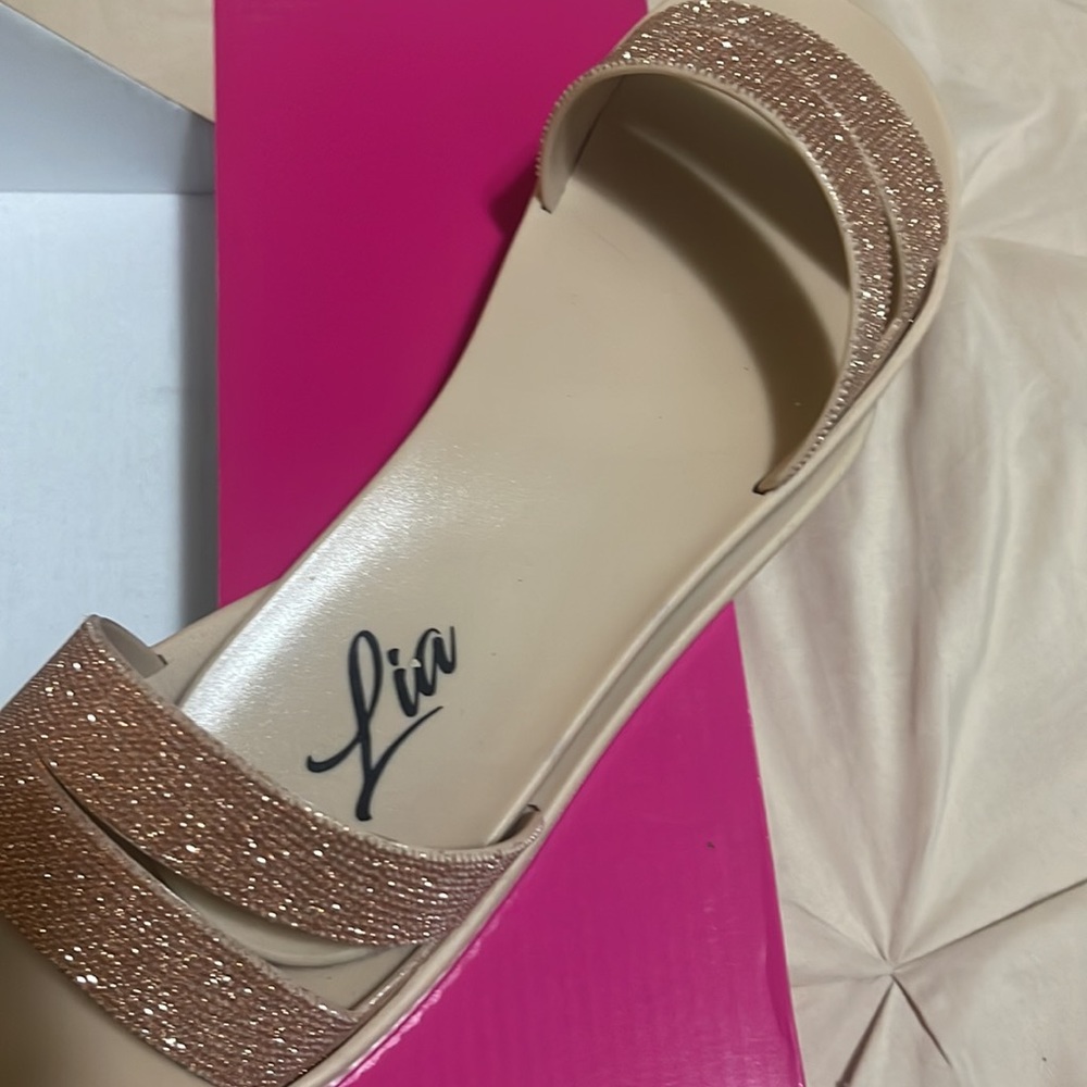 Sandals - Picture 2 of 2
